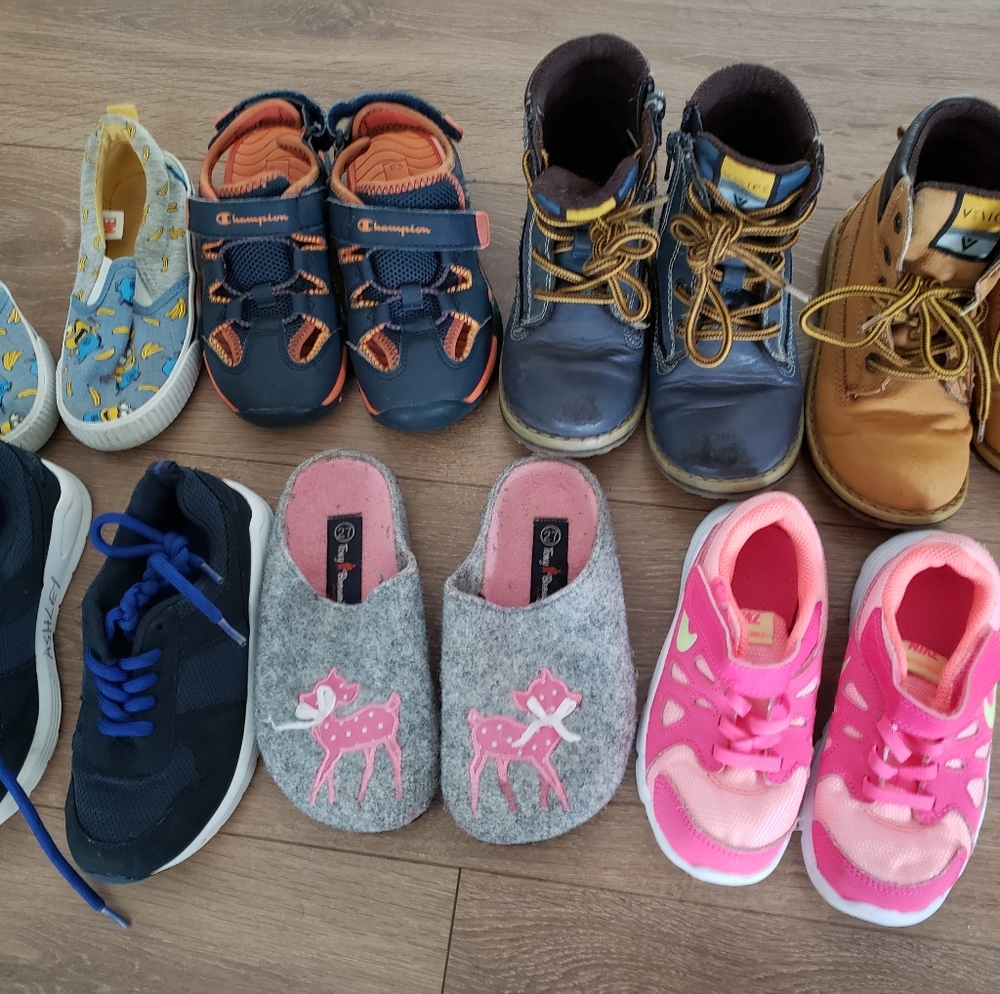 Girls shoes